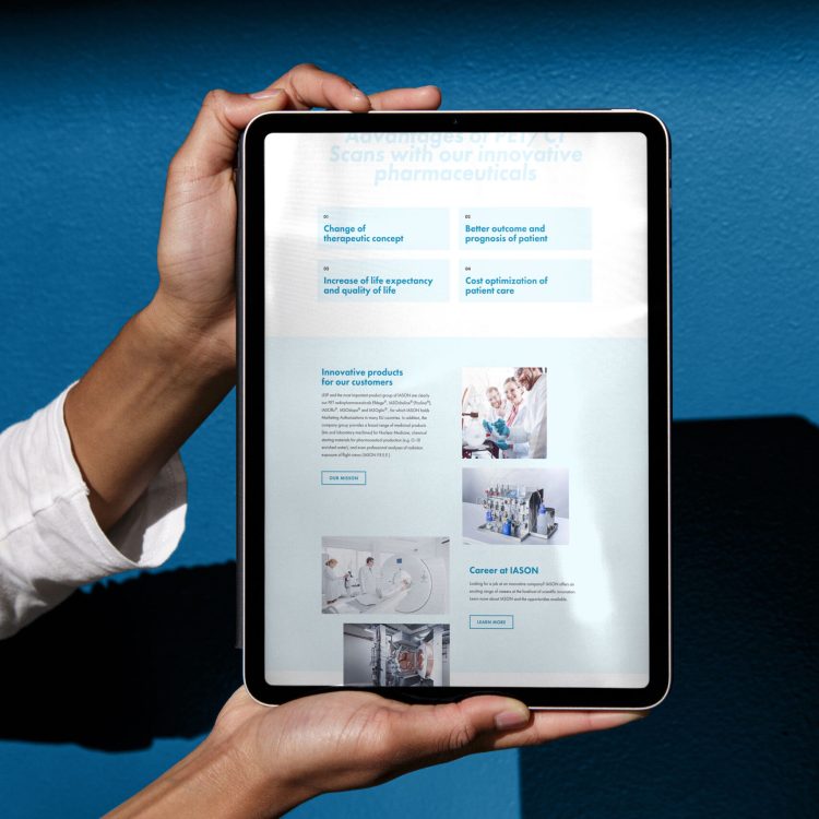 iason mockupmaison dd e17 2 scaled 1.jpg